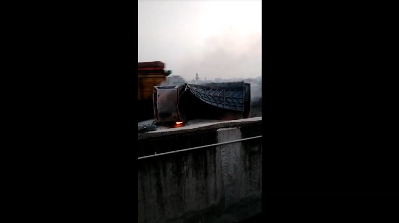 Kecelakaan di Tol Medan-Binjai, Pikap Muatan Minyak Terbakar Tewaskan Sopir