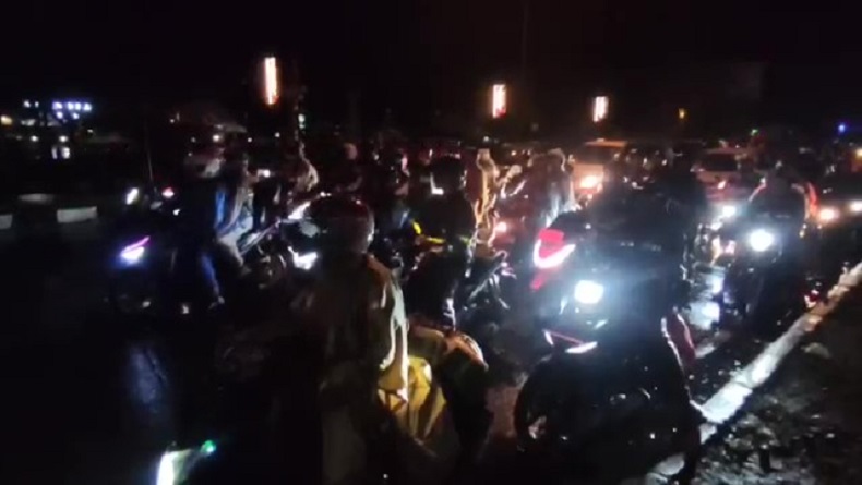 Pemudik Padati Jalur Pantura Cirebon, Pilih Malam Hari untuk Pulang Kampung