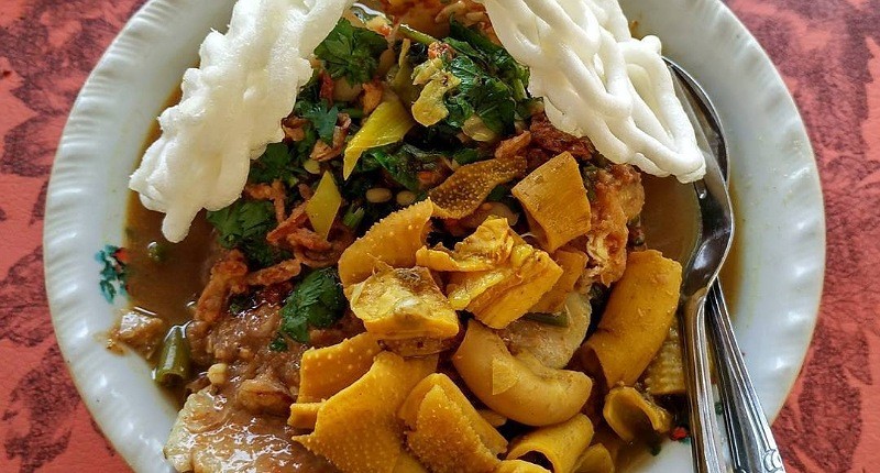 10 Makanan Lebaran Khas Jawa yang Enak, Sate dan Rujak Soto yang Lezat!