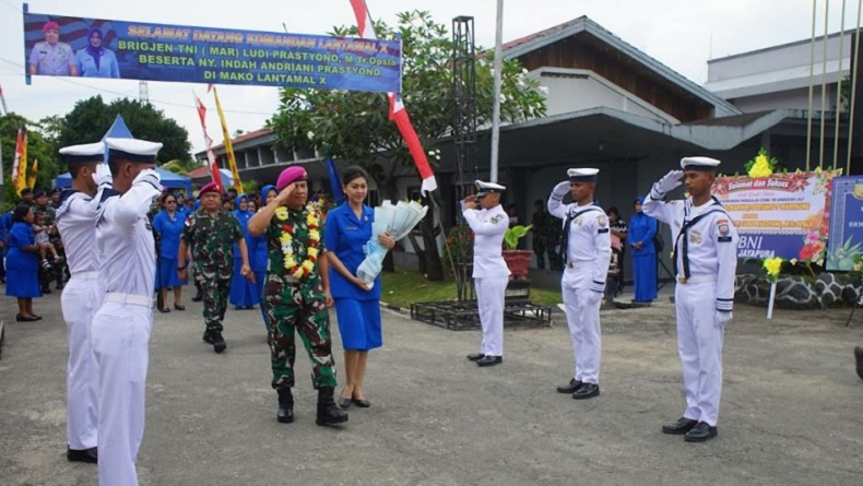 Sertijab Danlantamal X Jayapura, Isak Tangis Warnai Pelepasan Brigjen Feryanto Marpaung