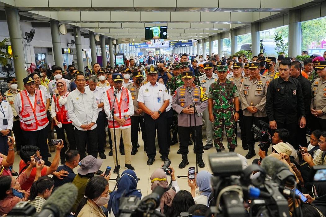 Respons Kapolri Ditanya soal Pertemuan dengan Ketua KPK Bahas Pencopotan Brigjen Endar