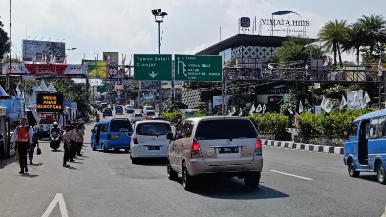 Lalu Lintas di Jalur Puncak Bogor Mulai Meningkat, Ganjil Genap Diterapkan Situasional