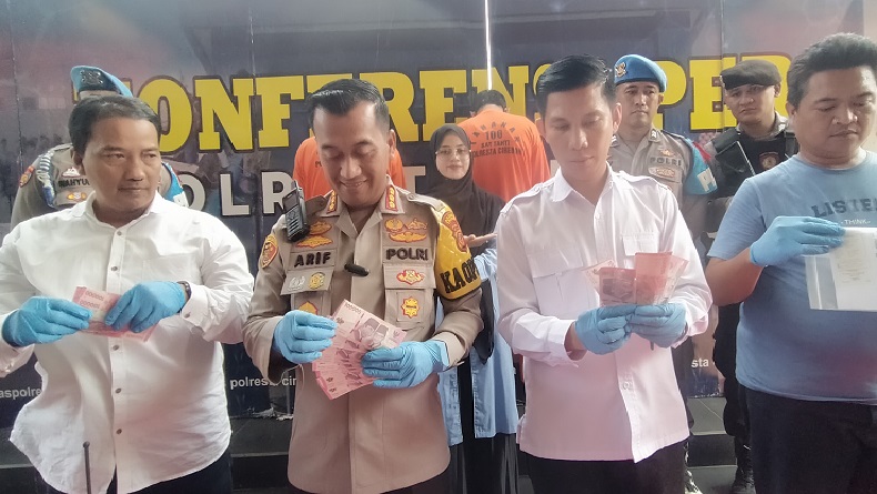 2 Pria di Cirebon Terpaksa Lebaran di Sel Tahanan gegara Nekat Edarkan Uang Palsu