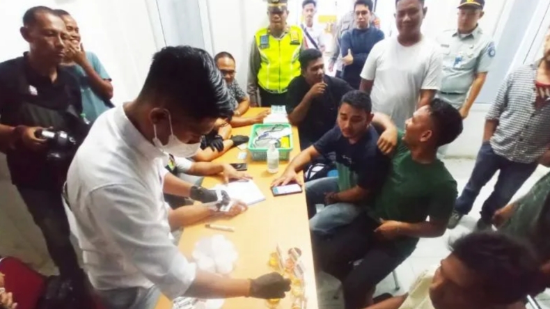 27 Sopir di Terminal Lhokseumawe Dites Urine, Hasilnya 2 Orang Positif Narkoba