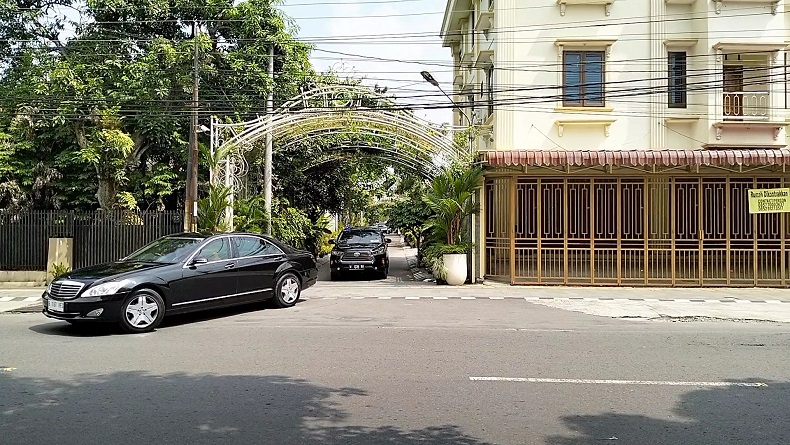 Jokowi dari Solo Bertolak ke Jakarta, Pengumuman Ganjar Pranowo Capres PDIP?