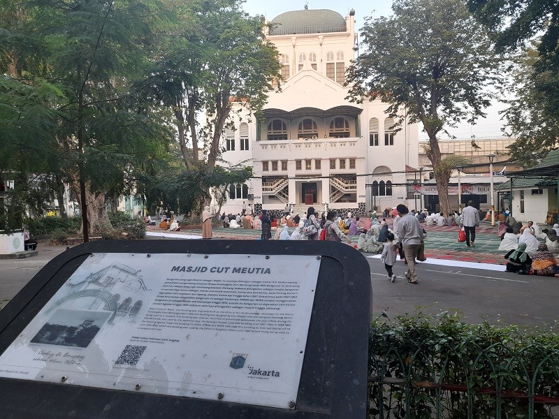  Mengenal Masjid Cut Meutia, Bekas Kantor Pemerintah Hindia Belanda yang Sarat Sejarah 