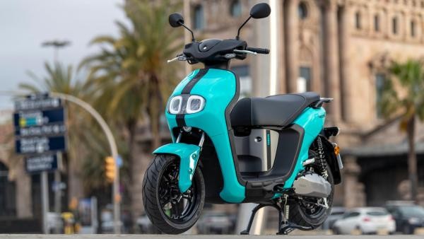 Belum Lama di Indonesia, Motor Listrik Yamaha Sudah Punya Warna Baru