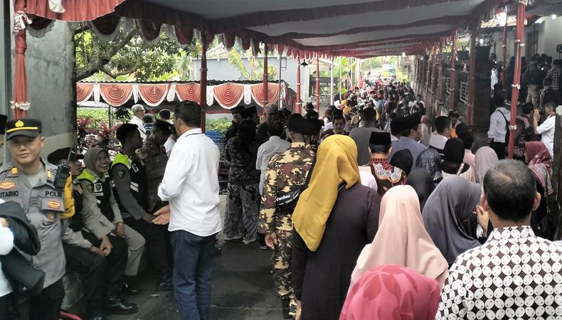 Ribuan Orang dari Aceh hingga Papua Antusias Ikuti Open House Ganjar di Tawangmangu