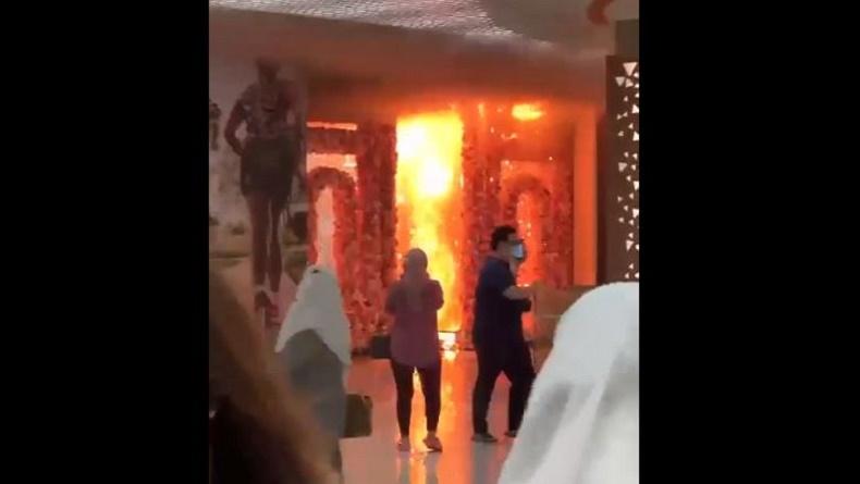 Trans Studio Mall Makassar Terbakar, Puluhan Damkar Dikerahkan Padamkan Api