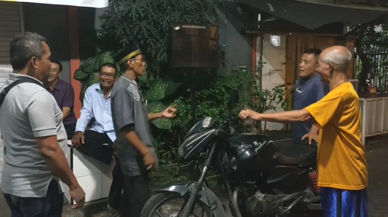 Cegah Kriminalitas, Warga Surabaya Ramai-ramai Jaga Rumah Kosong Ditinggal Mudik