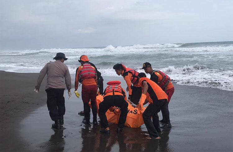 2 Korban Tenggelam di Pantai Kebumen Ditemukan Tewas, 1 Masih Dalam Pencarian