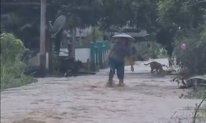 Hujan Deras, Sejumlah Wilayah di Samarinda Terendam Banjir Disertai Lumpur