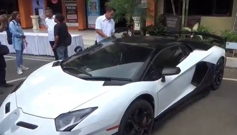 Lamborghini Domogatsky Dikembalikan ke Pemilik, Ini Kata Polda Bali
