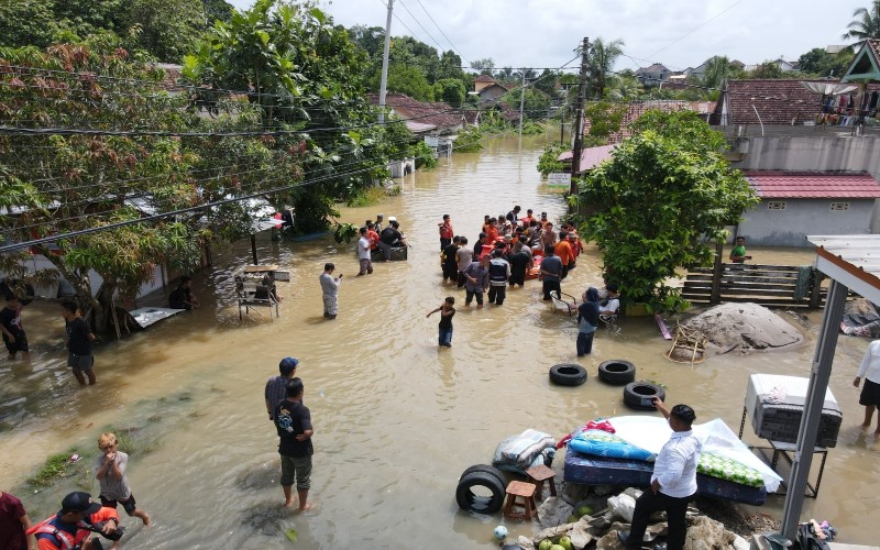 Banjir Masih Rendam Permukiman di Baturaja Timur OKU, Ketinggian Mencapai 3 Meter