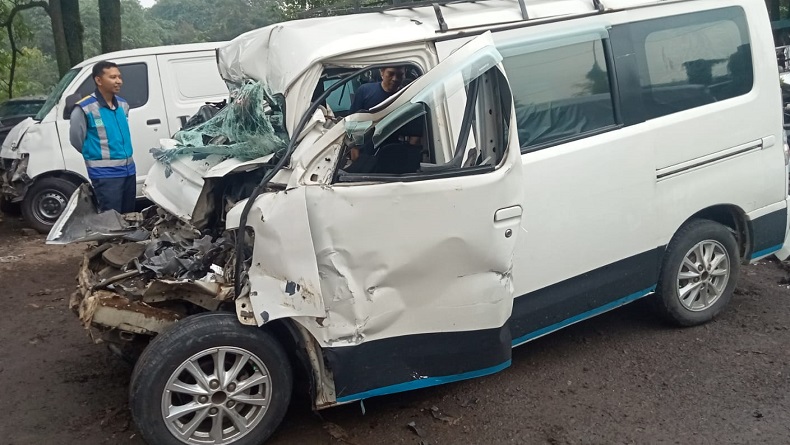 Kronologi Luxio Tabrak Fuso di Tol Cipularang, Penumpang Teriak Minta Tolong