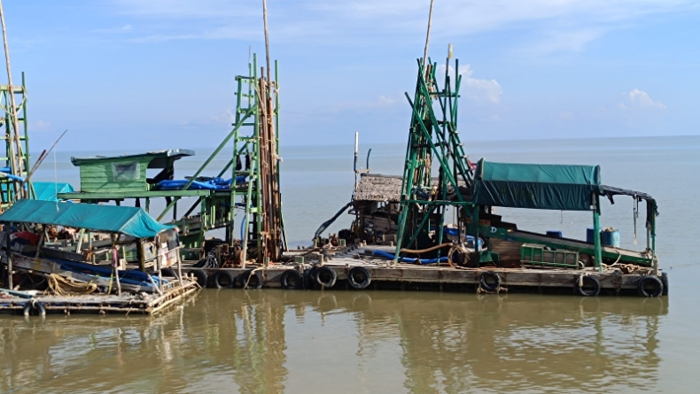 Tim Gabungan Amankan Belasan Ponton Isap Timah di Perairan Keranggan Bangka Barat