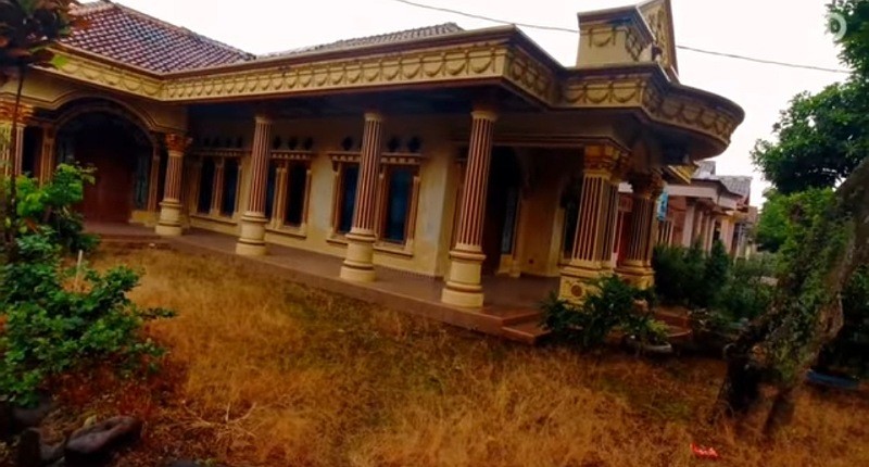 Kampung Unik di Tegal, Singgah ke Desa Terpencil, Semua Rumahnya Mewah tapi Tak Dihuni!
