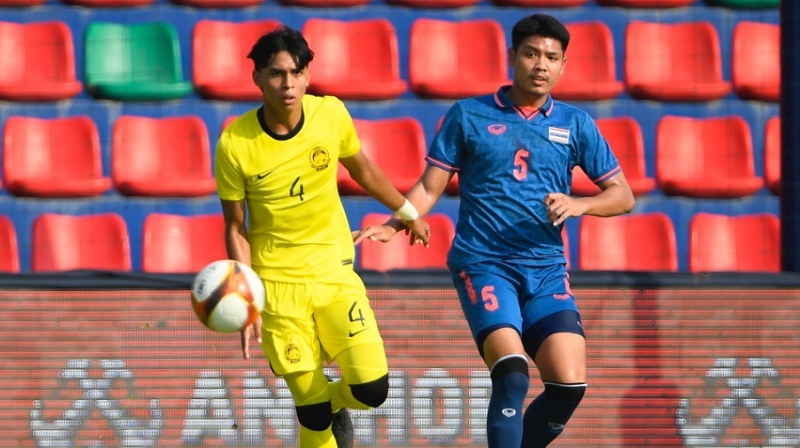 Publik Malaysia Murka Tim Kesayangan Dihajar Thailand: Tak Ada yang Bisa Dribel Bola