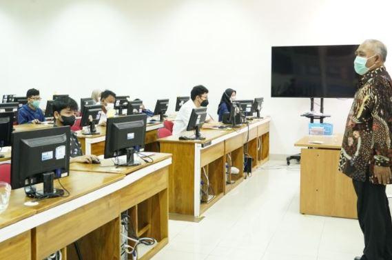 Dibagi 2 Gelombang, UTBK 2023 Tahap 1 di ITS Diikuti 8.688 Peserta