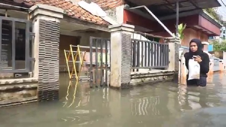 4 Hari Dayeuh Kolot Bandung Terendam Banjir, Ketinggian Air 120 Sentimeter
