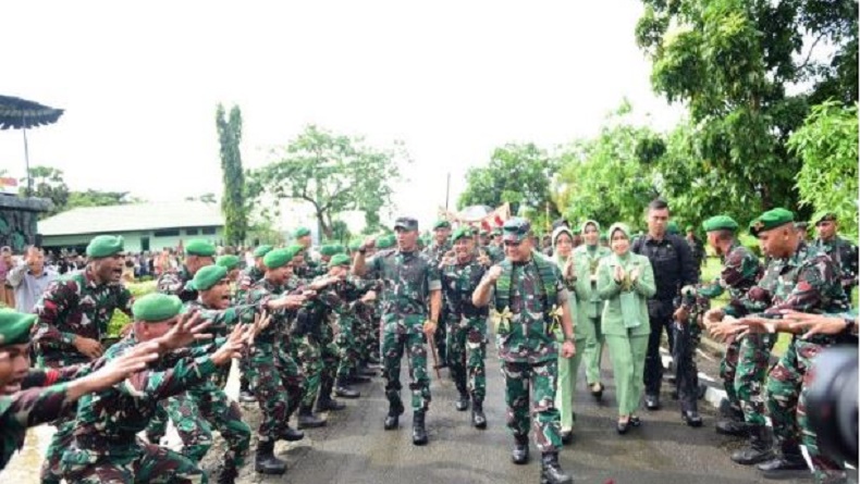 KSAD Kunjungi Yonif 726 Tamalatea di Bone, Beri Arahan Prajurit yang Tugas ke Papua