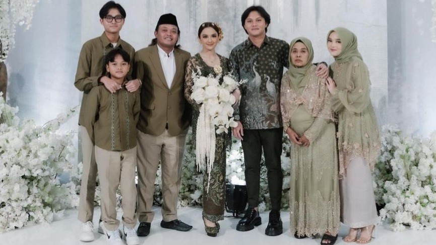 Rizky Febian dan Mahalini Tunangan Putri Delina Malah Khawatir, Ada Apa?