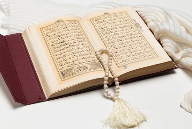 Doa Sebelum Baca Yasin dan Sesudahnya untuk Orang yang Meninggal Dunia