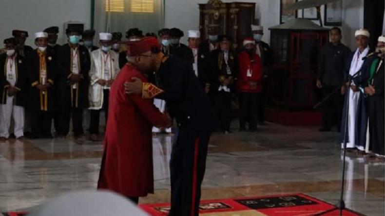 Wapres Ma'ruf Amin Terima Gelar Adat Nau Manyira Ngofa Kadato Nyili Gulu-Gulu, Ini Artinya