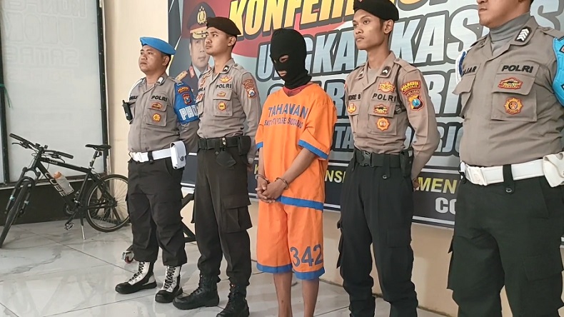 Mahasiswa Sidoarjo Cabuli Siswi SMP Kenalan Medsos, Ancam Sebar Foto Bugil