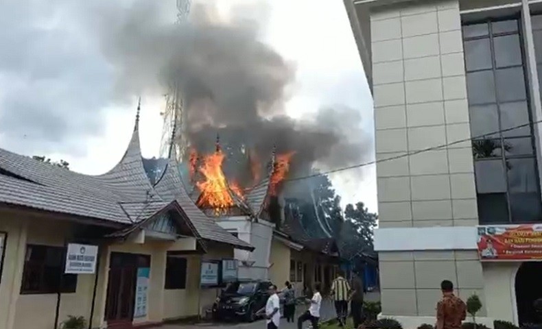 Kebakaran Hari Ini di Pasaman, Gedung Arsip Pemda Dilalap Api
