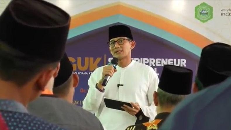 Perkenalkan Santripreneur Go Digital, Sandiaga Uno Ingin Santri Jadi Penggerak Ekonomi Kreatif
