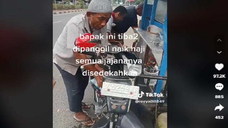 Viral Pria Paruh Baya Gratiskan Dagangan usai Dapat Kabar Berangkat Haji