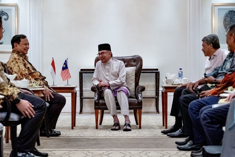 Menhan Prabowo Bertemu PM Anwar Ibrahim di Malaysia, Ini yang Dibahas