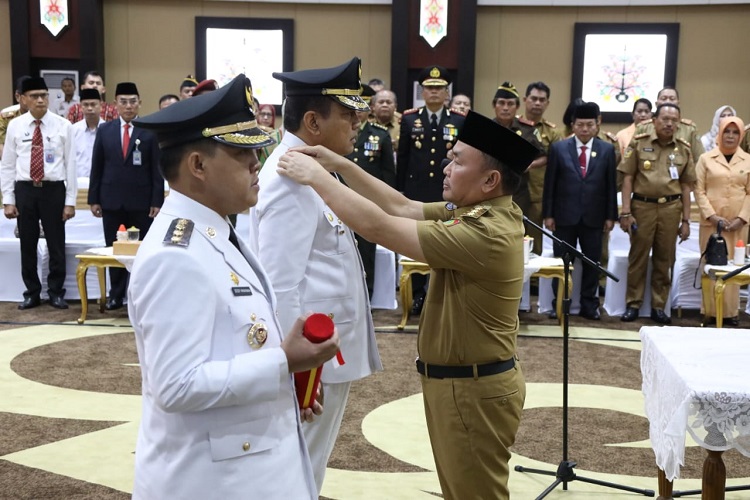 Gubernur Kalteng Resmi Melantik Pj Bupati Barito Selatan dan Pj Bupati Kotawaringin Barat