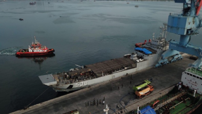 KRI Teluk Hading-538 Terbakar, TNI AL Pastikan Tak Ada Korban Jiwa