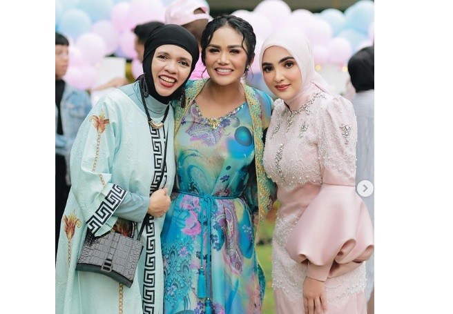Profil dan Biodata Ashanty, Istri Anang Hermansyah yang Perayaan Ultahnya Bertabur Bintang