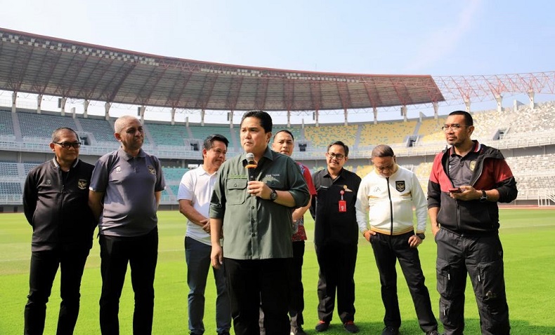 Rumput JIS Sudah Dibongkar, Erick Thohir Beberkan Update Catatan FIFA soal Stadion Piala Dunia U-17 2023