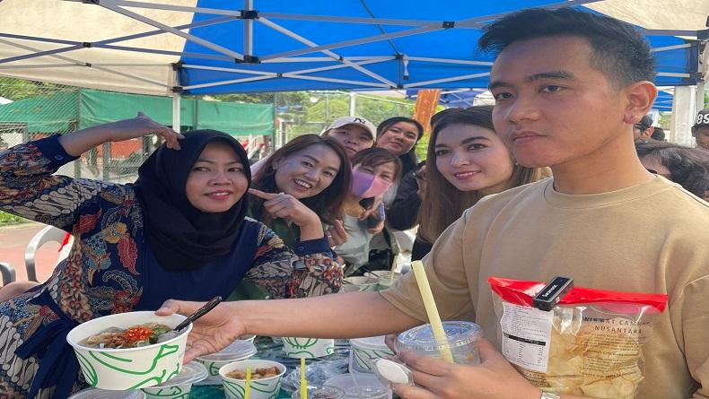 Bakso Solo dan Nasi Pecel Semarakkan Bazar UMKM Indonesia di KBRI Seoul