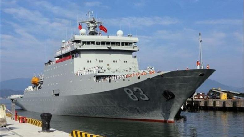 Kapal Perang China Berlayar ke Filipina 