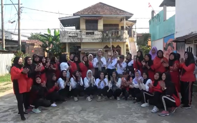 Gelar Senam Sehat Bersama Warga, Kartini Perindo Palembang Sosialisasikan Program dan Sayap Partai 