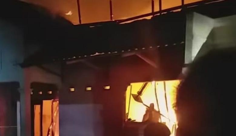 Rumah Produksi Kerupuk di Pati Hangus Terbakar