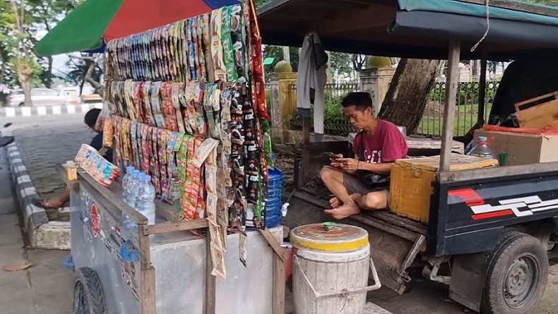 Viral Preman Kampung Beli Minuman Bayar Kurang malah Minta Tambah lalu Aniaya Pedagang