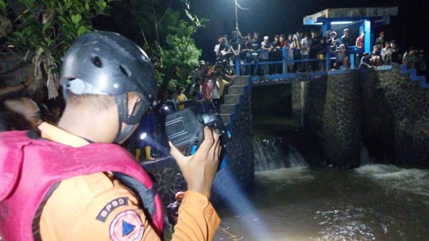  Tenggelam di Kali Pesanggrahan Bojonggede, Bocah 13 Tahun Ditemukan Meninggal Dunia