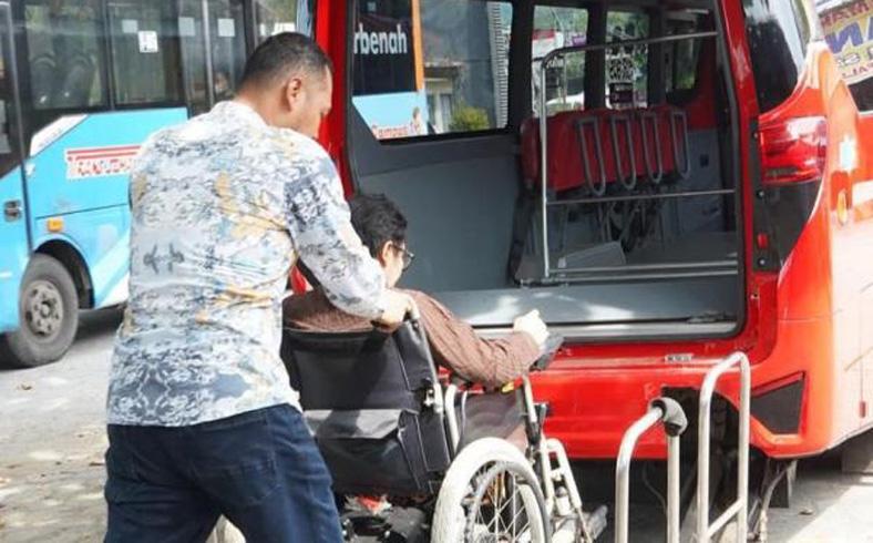 Begini Fasilitas Trans Semarang Rute Undip-Unnes Armada Mikrobus Khusus Disabilitas
