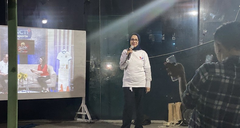 Keseruan RPA Perindo Nobar Pertandingan FIFA Matchday Indonesia Vs Argentina di Angkringan