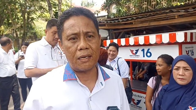 Bagikan Gerobak-Sembako, Ketua DPD Partai Perindo Manado: Kami Ingin Sejahterakan Warga