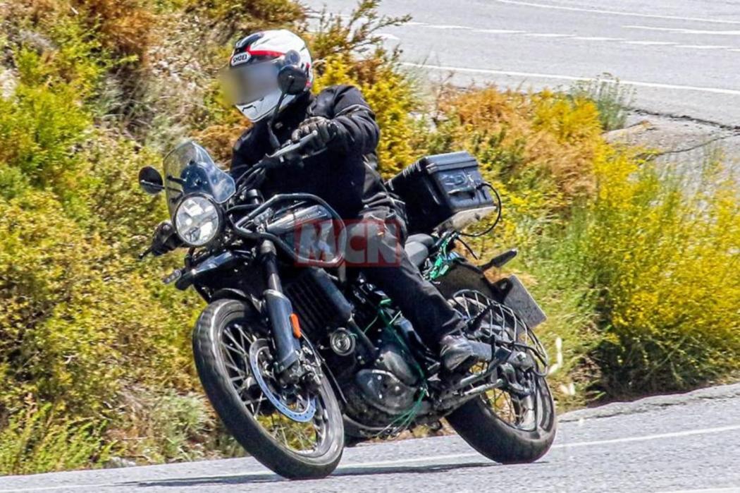 Royal Enfield Himalayan 450 Tertangkap Kamera, Mesin Barunya Bikin Tenaga Lebih Buas