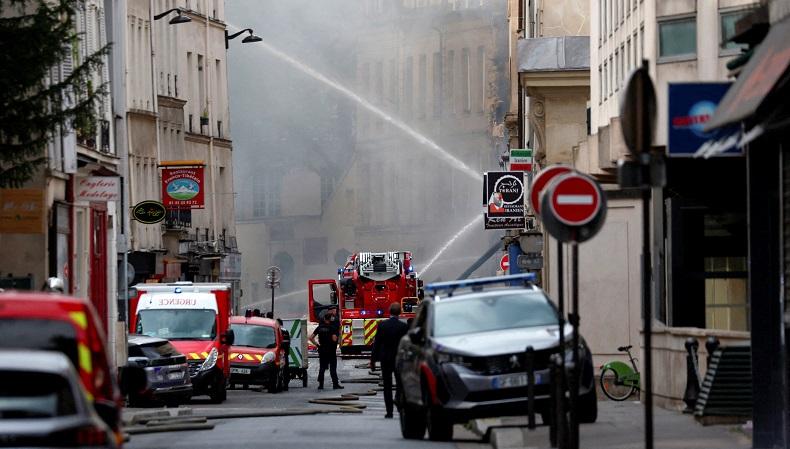 Ledakan Besar Guncang Paris, 6 Orang Kritis dan 1 Masih Hilang