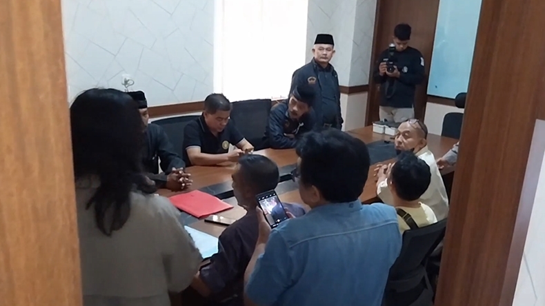 Diduga Sebarkan Berita Bohong Kasus Inses, Wali Kota Bukittinggi Dilaporkan ke Polisi