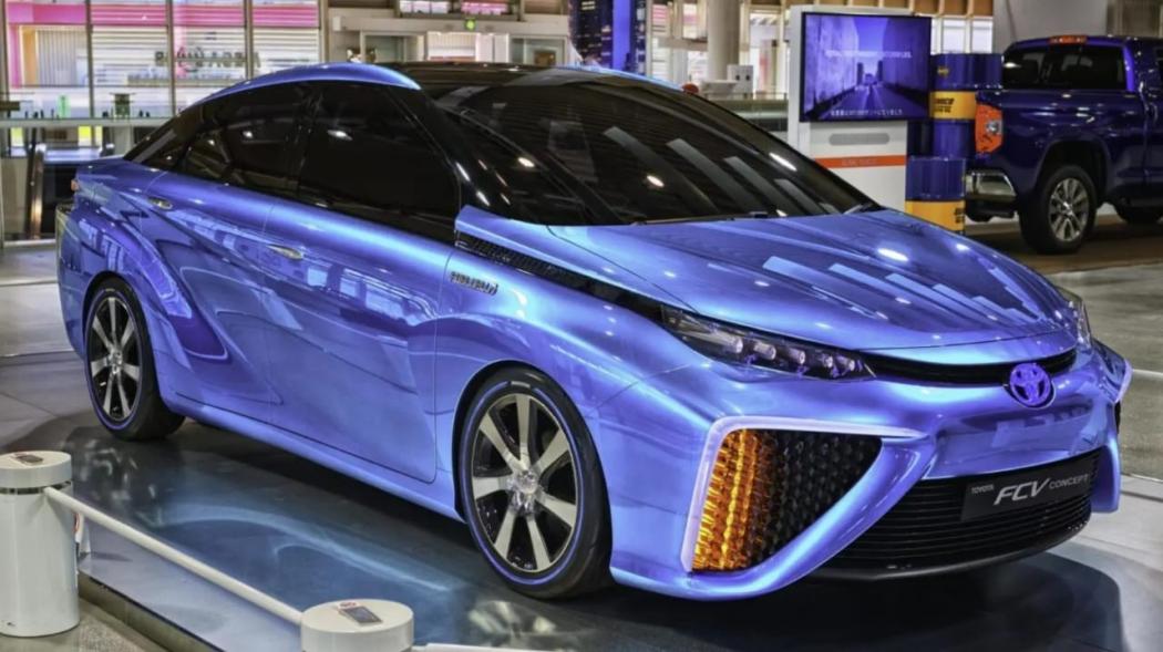 Toyota Kembangkan Mobil Hidrogen dari Bahan Kotoran Ayam dan Limbah Makanan